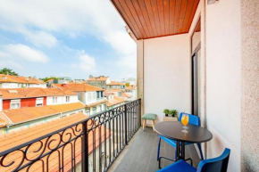 Balcony City Views